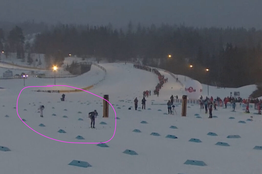 Petter Northug tar innpå Didrik Tønseth under NM Teamsprint 2024