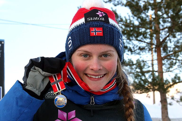 NM-GULL TIL MYHRVOLD OG AMUNDSEN