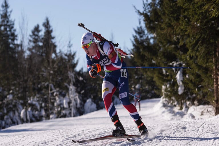 Martin Femsteinevik og Une Tronerud Kvelvane tok hver sin sprintseier i Brummundal