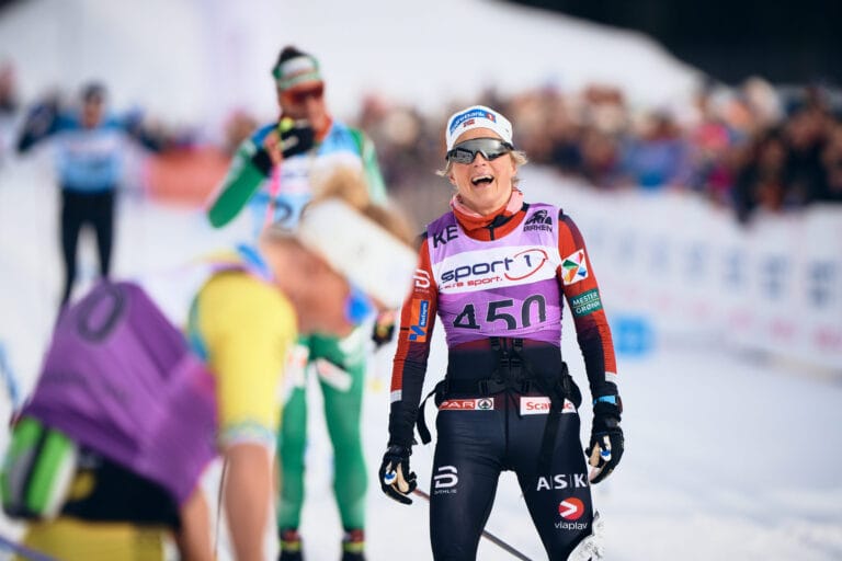 Therese Johaug inn til andreplass i Birken 2022.