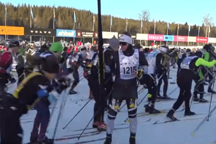 Hva skyldes massekrasjen på Vasastarten?