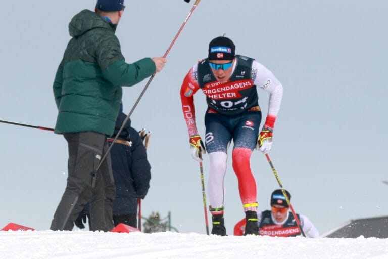 Overlegen seier til Martin Løwstrøm Nyenget på NM skiathlon