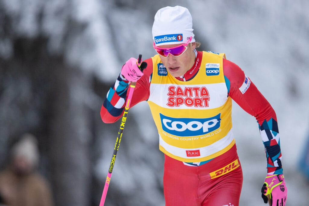 Johannes Høsflot Klæbo i prologen under verdenscupåpningen i Ruka 2022