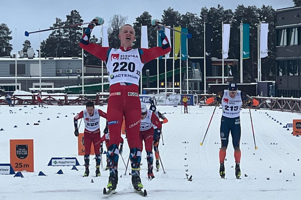Jan Thomas Jenssen vant tremila under Skandinavisk Cup i Falun.