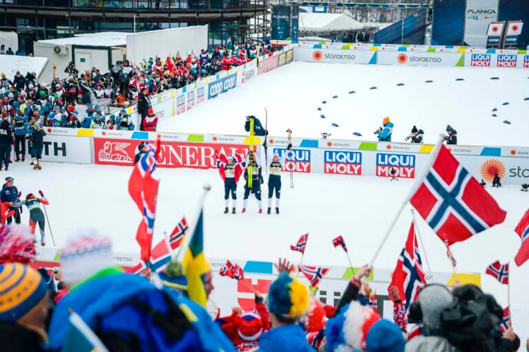 Flugstad Østberg leverte drømmeetappe: Norsk stafettgull i Planica