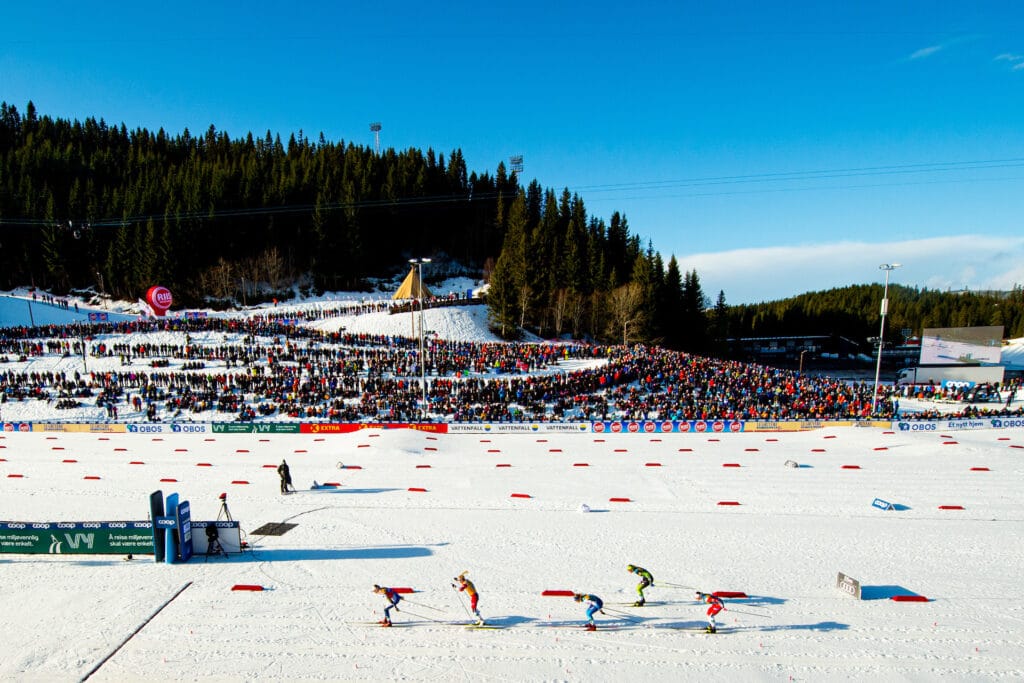200222 Linn Svahn of Sweden and Therese Johaug of Norway compete in the women’s cross-country skiing sprint quarter final during the Ski Tour 2020 on February 22, 2020 at Granåsen in Trondheim.
