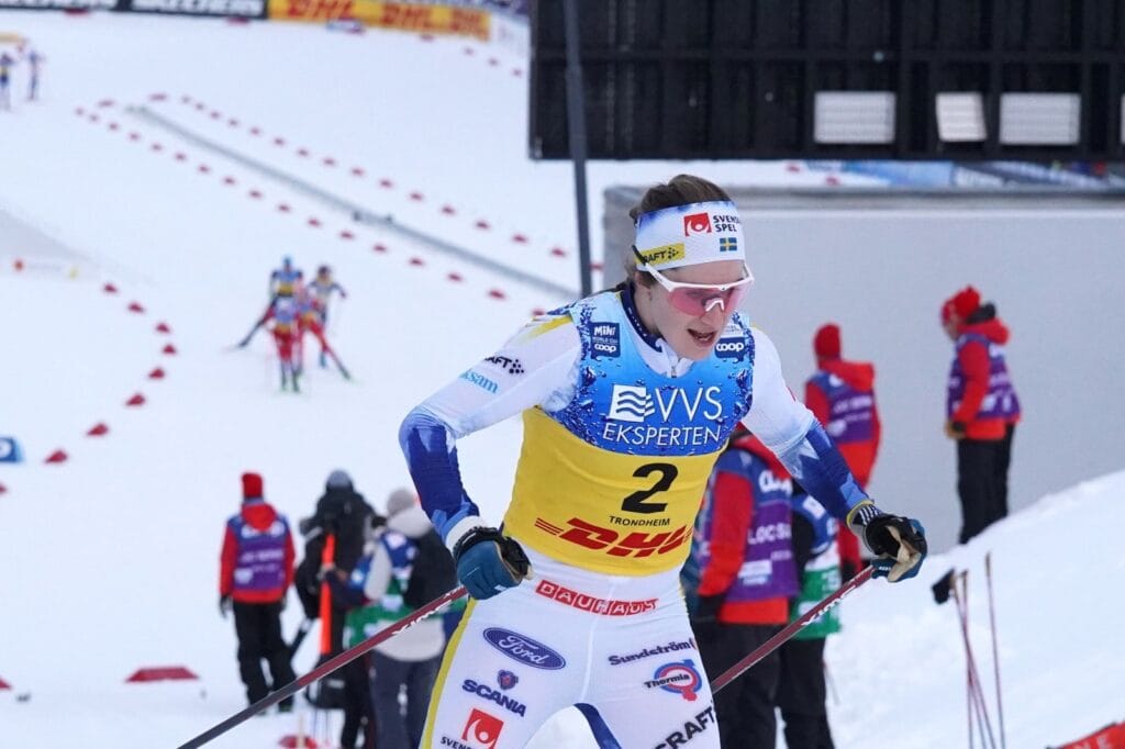 Ebba Andersson hadde en solid luke ned til de fire som gjorde opp om resten av pallen på kvinnenes 20km skiathlon under prøve-VM i Granåsen. 