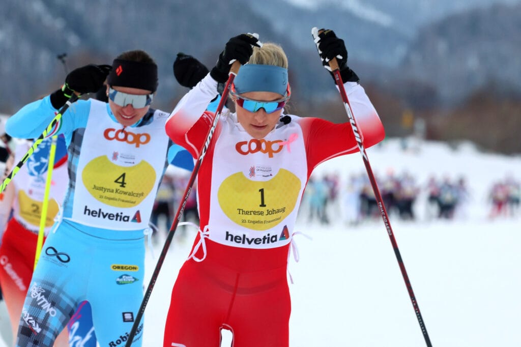 Therese Johaug (NOR) kurz nach dem Start zum Engadin Frauenlauf in Samedan am 3. Maerz 2024.
