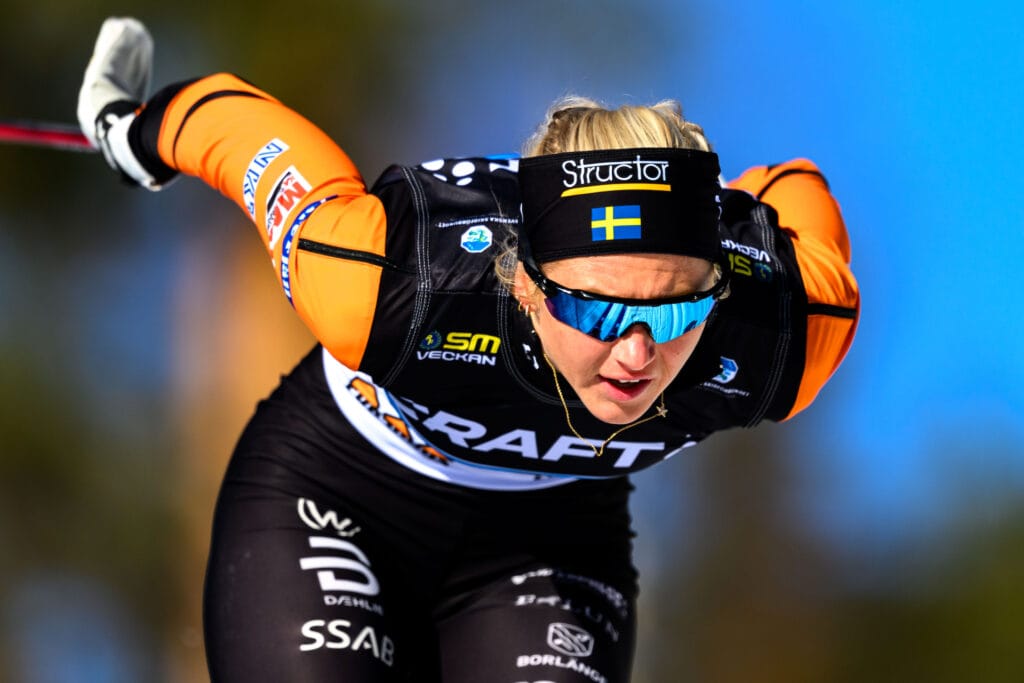 Maja Dahlqvist, Falun Borlänge Sk Lag 1, tävlar i en semifinal av damernas teamsprint under dag 2 av SM-veckan den 21 mars 2024 i Boden.