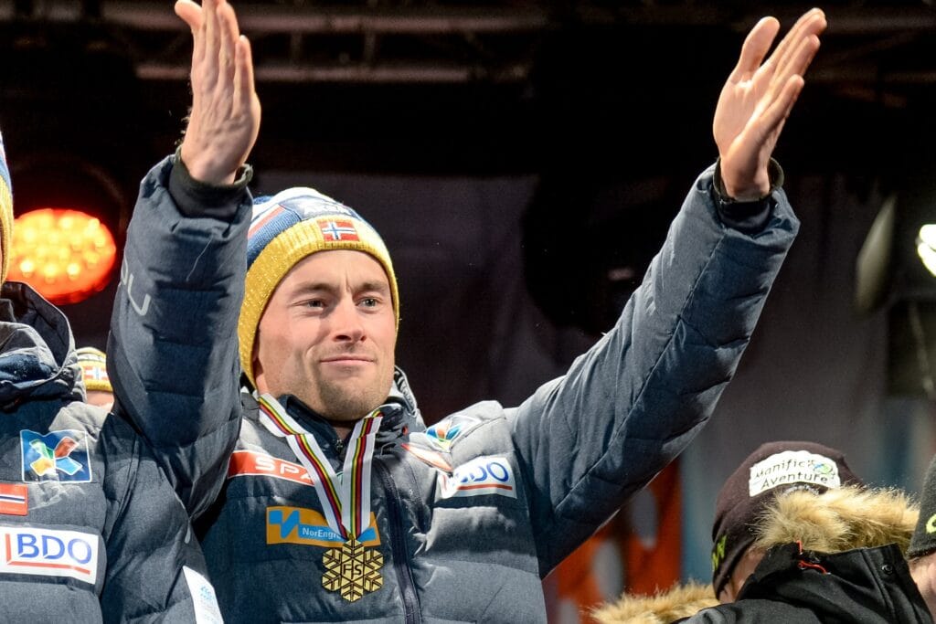 Petter Northug etter VM-stafetten i Falun i 2015. 