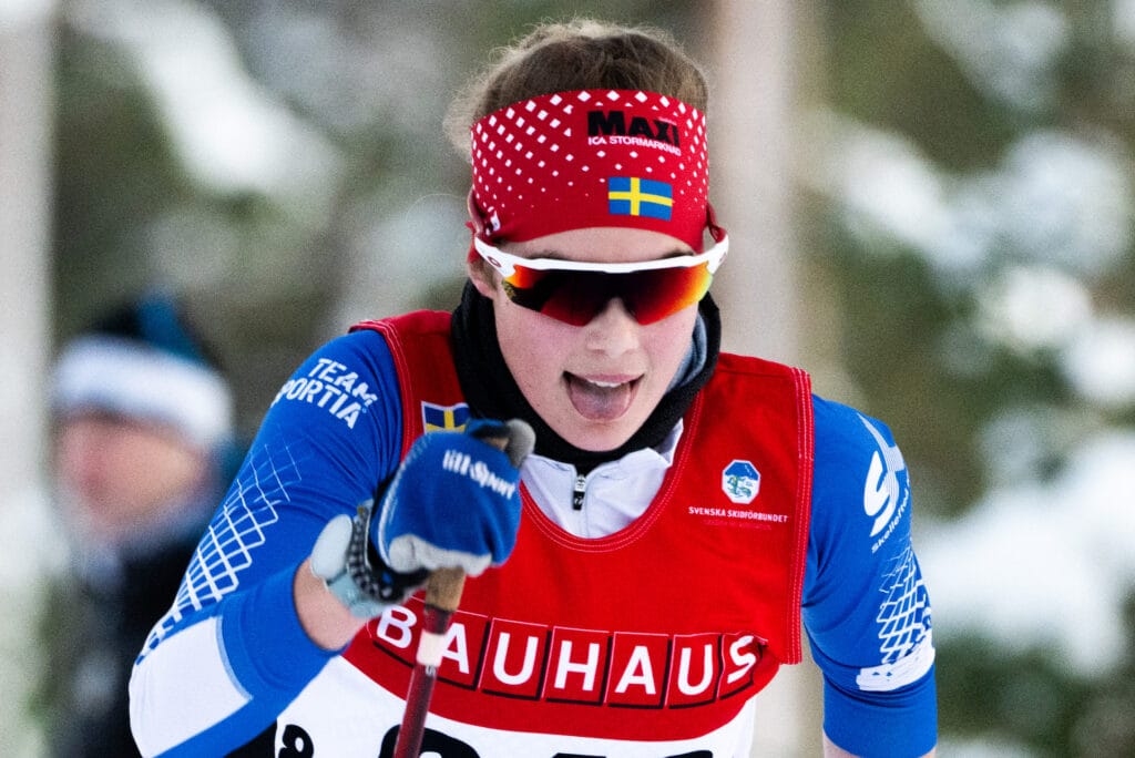 Evelina Crüsell, Skellefteå SK under damernas 10 km klassisk stil i Bauhaus Cup den 17 december 2023 i Boden.