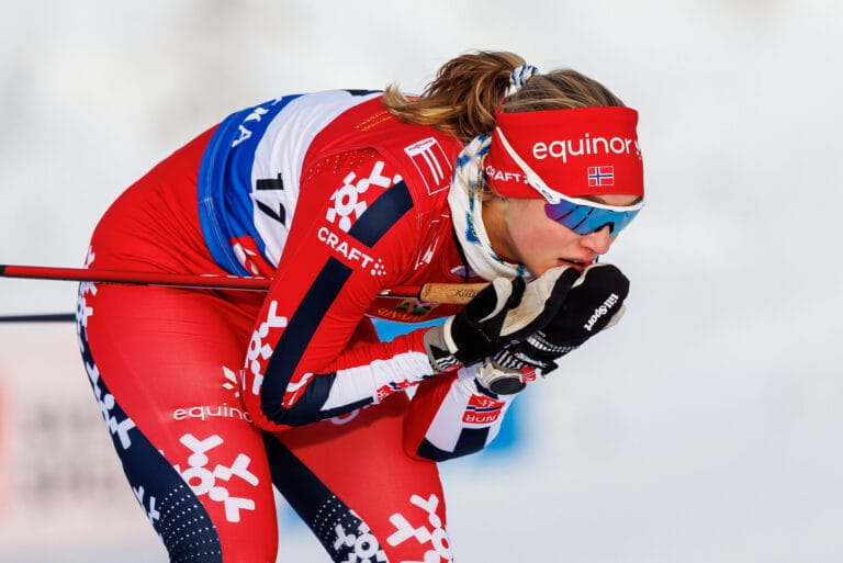Milla Grosberghaugen Andreassen, Baekkelagets SK tävlar i damernas sprint under Bruksvallsloppet den 22 november 2024 i Bruksvallarna.