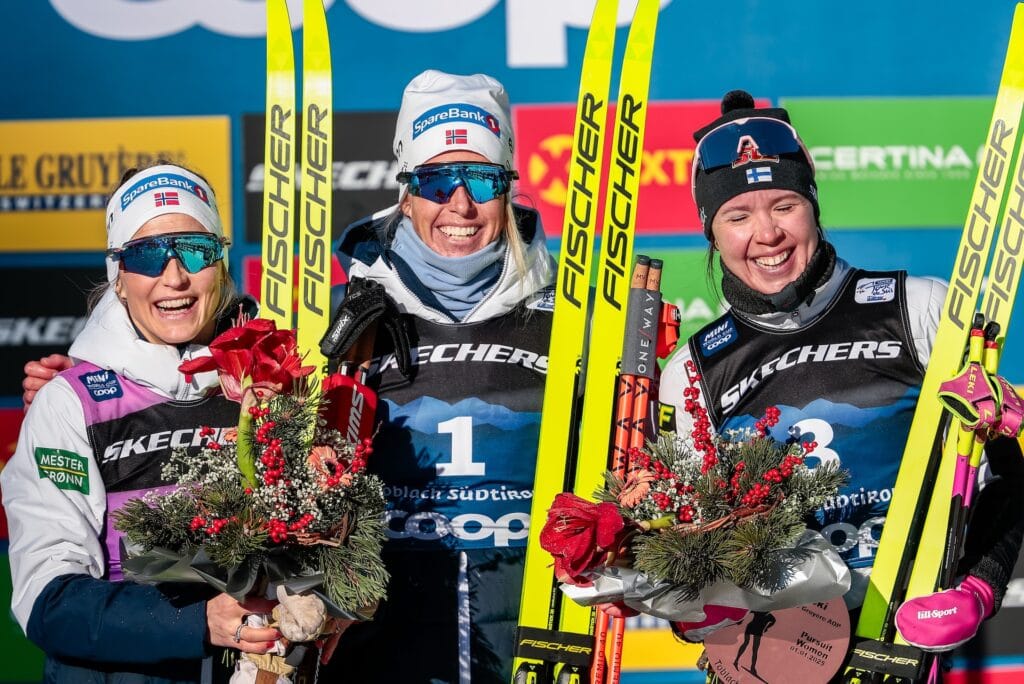 Therese Johaug (NOR), Astrid Oeyre Slind (NOR), Kerttu Niskanen (FIN), (l-r) - FIS world cup cross-country, tour de ski, pursuit, Toblach (ITA).