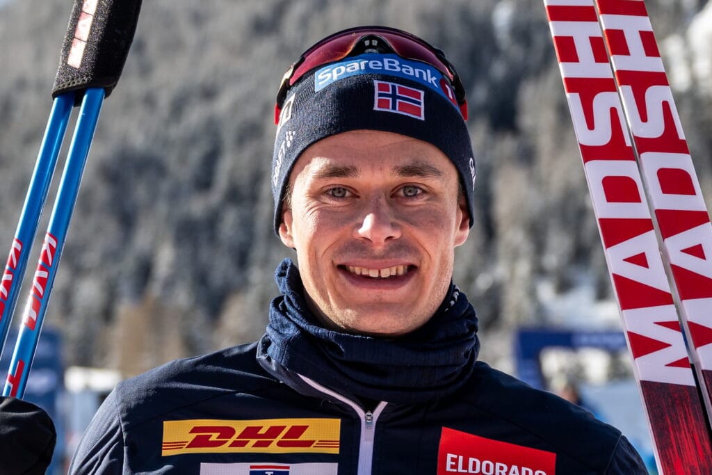 Harald Østberg Amundsen of Norway celebrates after men's 10 km interval start free technique during the FIS Cross-Country World Cup on February 2, 2025 in Cogne. Foto: Johanna Säll / BILDBYRÅN