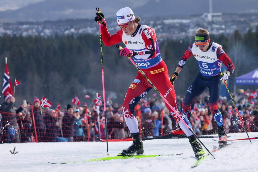 Johannes Hoesflot Klaebo (NOR) and Mika Vermeulen (AUT).
Photo: GEPA pictures/ Harald Steiner
© Bildbyrån
