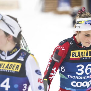 250304 Ebba Andersson of Sweden and Therese Johaug of Norway after the women's classic technique interval start during day 7 of the 2025 FIS Nordic Ski World Championships on March 4, 2025 in Trondheim. Photo: Maxi
