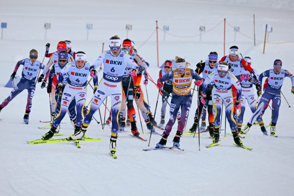 Sophia Laukli (USA), Flora Dolci (FRA), Ebba Andersson (SWE), Frida Karlsson (SWE), Jessie Diggins (USA), Linn Svahn (SWE), Moa Ilar (SWE) and Kerttu Niskanen (FIN).