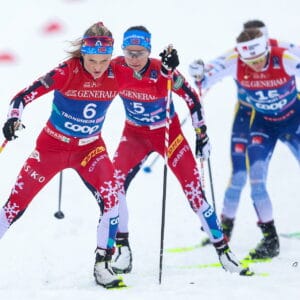 50 km, mass start, ladies. Image shows Therese Johaug, Heidi Weng (NOR) and Frida Karlsson (SWE).