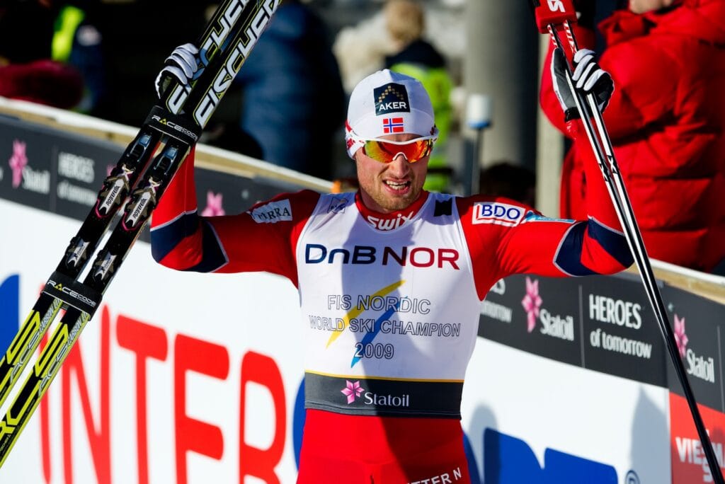 110306 Skidor, VM, 50 km: Petter Northug, Norge, jubel mästare på femmilen.
