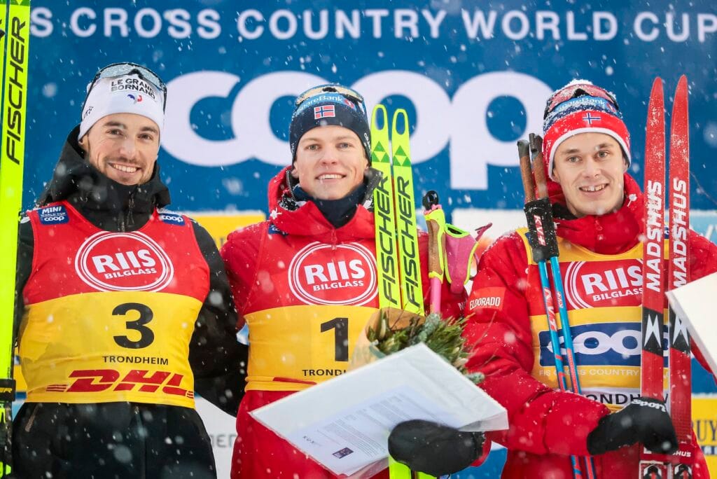 Lucas Chanavat (til venstre) har vært nær ved å slå Johannes Høsflot Klæbo flere ganger. Her fra sprinten under prøve-VM i Trondheim, der han ble nummer to, foran Harald Østberg Amundsen - men altså bak rivalen. Foto: Modica/NordicFocus