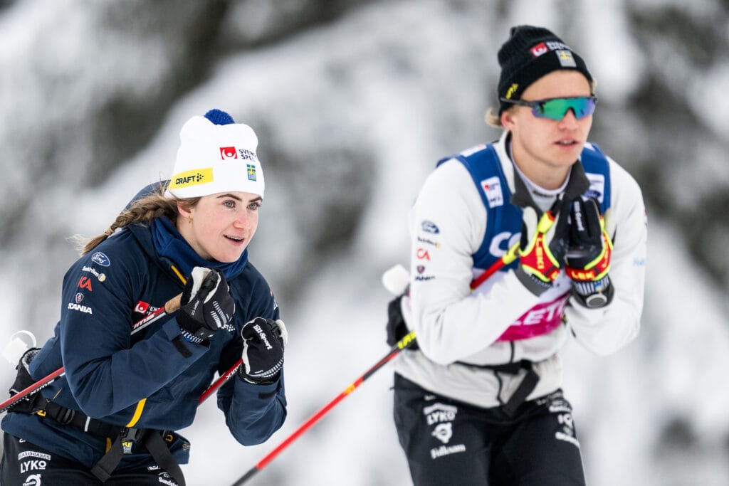 Ebba Andersson and Gustaf Berglund of Sweden at a training session during Tour de Ski on January 2, 2024 in Davos. Foto: Mathias Bergeld / BILDBYRÅN
