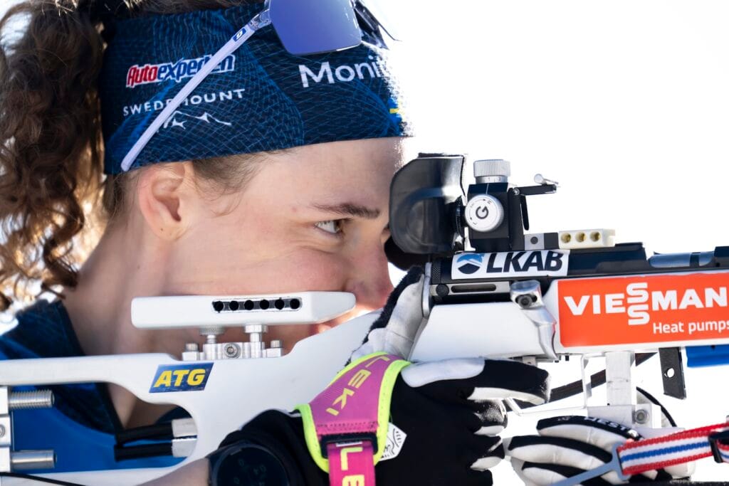 Hanna Öberg of Sweden at zeroing ahead of the women's 7,5 km sprint during the IBU World Cup on March 21, 2025 in Oslo. 