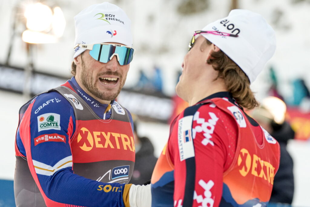 Lucas Chanavat og Johannes Høsflot Klæbo under Tour de Ski i vinter. Foto: Vanzetta/NordicFocus
