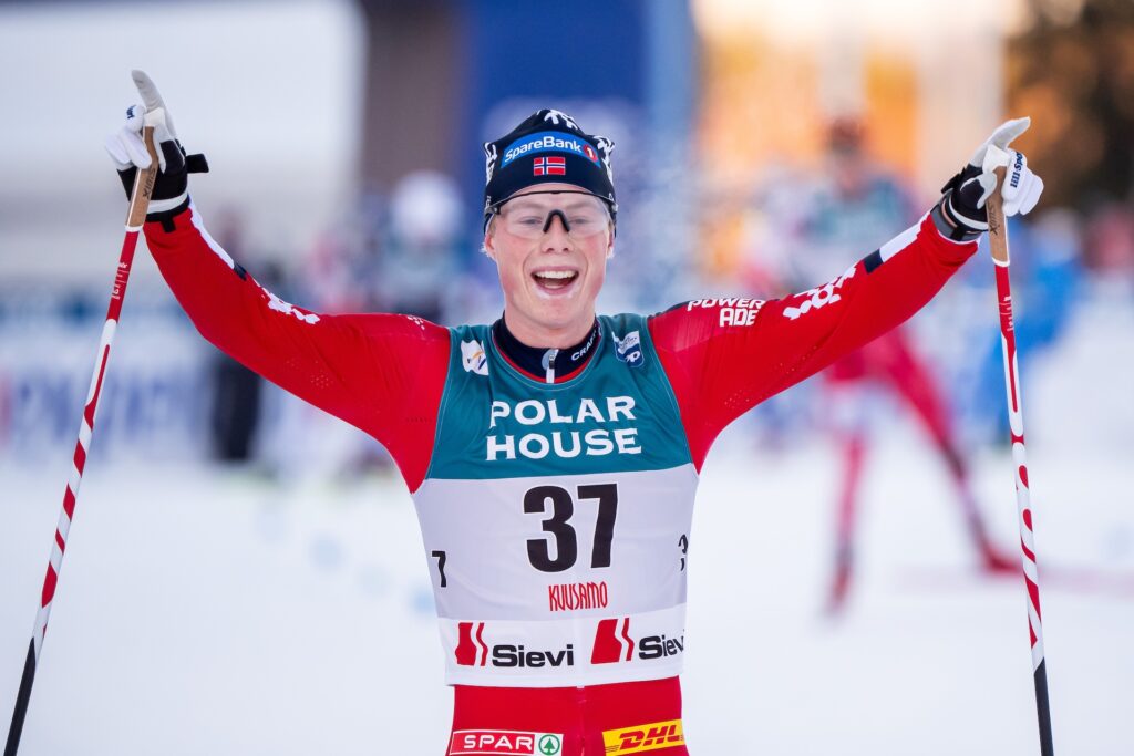 Einar Hedegart of Norway celebrates during the the FIS Cross-Country World Cup Men's Mass Start 20.0 km Free on November 30, 2025 in Ruka. 