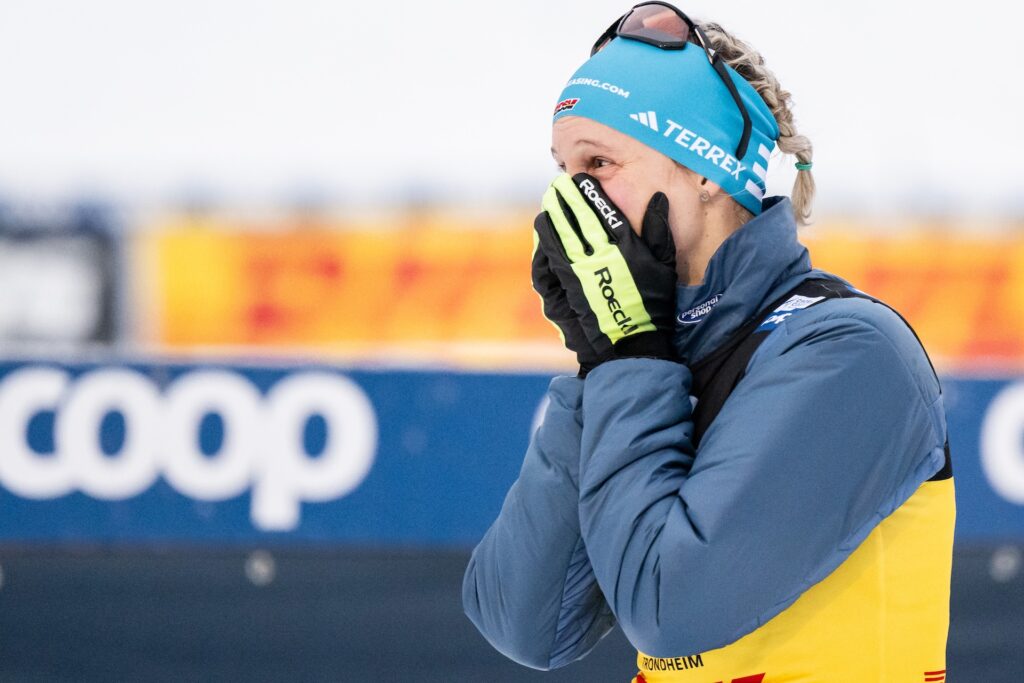 Victoria Carl of Germany celebrates after Women's Cross Country Skiing 10 km free technique interval start during the FIS Cross-Country World Cup on December 17, 2023 in Trondheim.