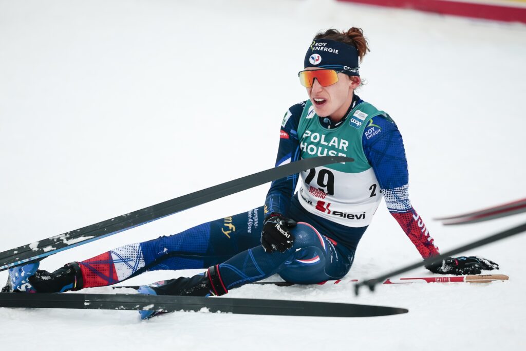 Delphine Claudel (FRA) - FIS world cup cross-country, 10km, Ruka (FIN). Foto: Modica/NordicFocus