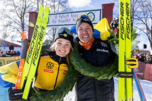 Emelie Fleten and Emil Persson celebrate after Vasaloppet on March 5, 2023 in Mora.