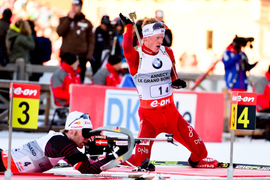 Johannes Thingnes Bø vant sprinten under verdenscupen i Annecy Le Grand-Bornand i 2013, hans første verdenscupseier. Foto: GEPA pictures/ Ross Burton
