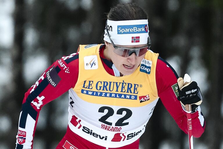 Lotta Udnes Weng (NOR) - FIS world cup cross-country, individual sprint, Ruka (FIN).