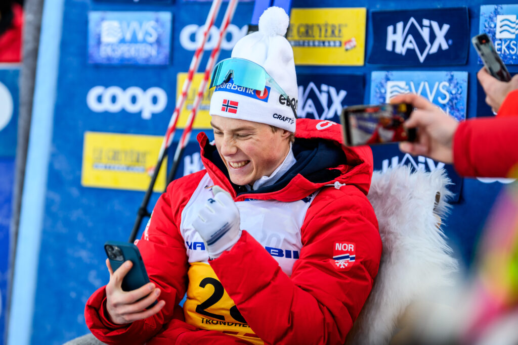 Einar Hedegart of Norway celebrates after the men's 10 km individual free technique during the FIS Cross-Country World Cup on December 7, 2025 in Trondheim. 
Photo: Maxim Thore / BILDBYRÅN