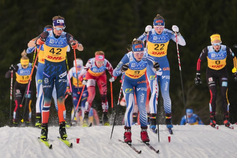 Silje Øyre Slind (NOR), Krista Parmakoski (FIN), Johanna Matintalo (FIN), (l-r) - FIS world cup cross-country, skiathlon, Trondheim (NOR).