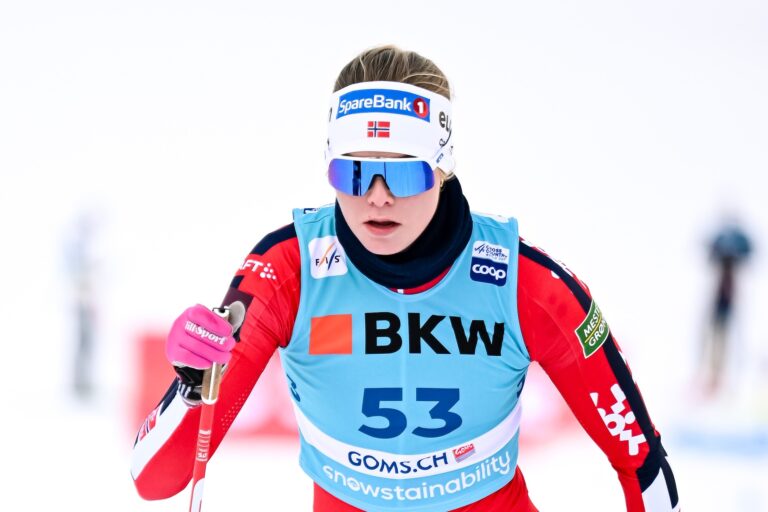Norsk ungjente med skrell-prolog i Goms