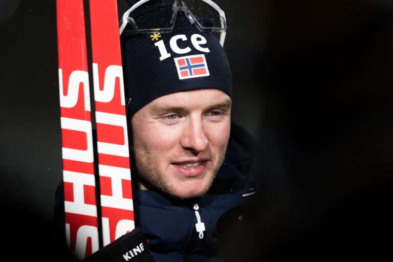 Johan-Olav Smørdal Botn of Norway in the mixed zone after men's 10 km sprint during the IBU World Cup on December 6, 2025 in Östersund.