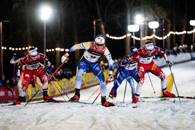 Lotta Udnes Weng of Norway, Emma Ribom of Sweden and Mathilde Myhrvold of Norway compete in the Women's sprint quarter final during the FIS Cross-Country World Cup on March 19, 2025 in Tallin. Photo: Kalle Parkkinen / BILDBYRÅN