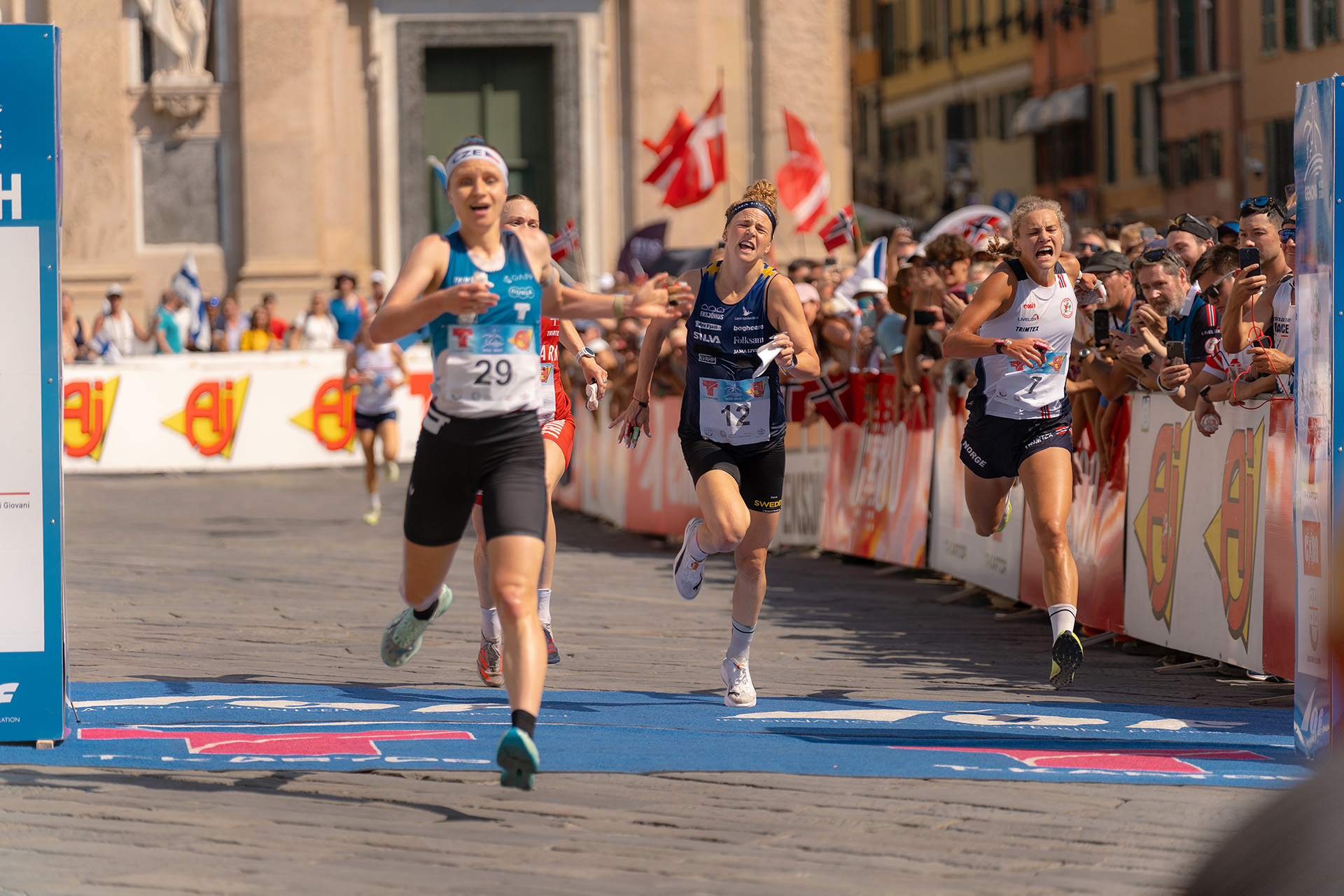 VM-bronse etter fotofinish